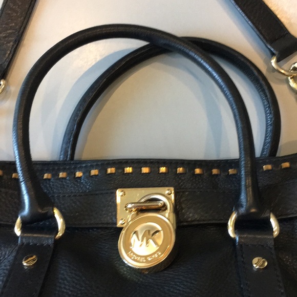 Michael Kors Retired Black Leather Handbag (Includes dust bag) - Picture 5 of 13